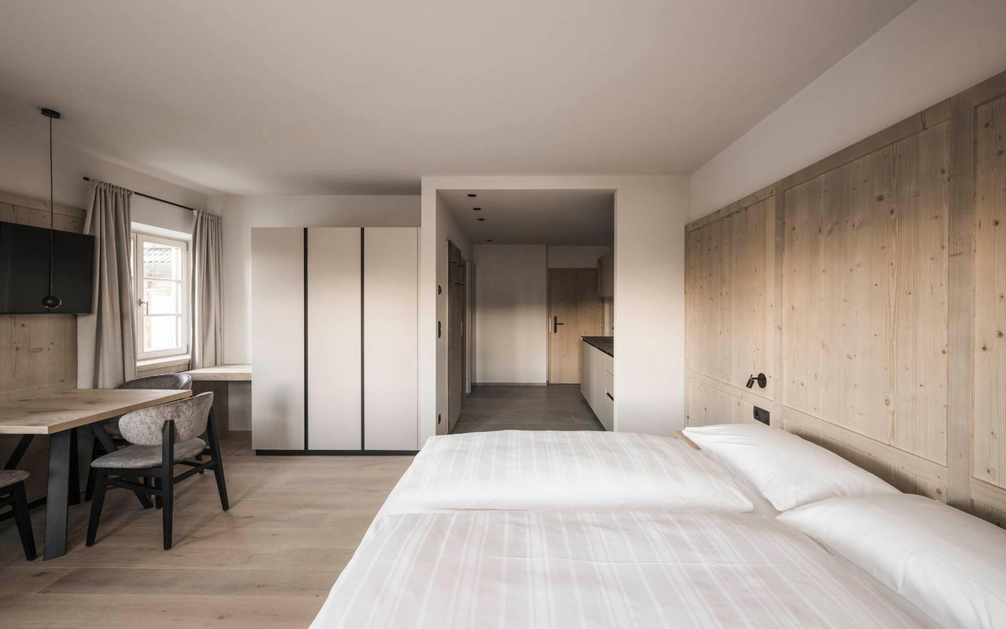 Hofergut Suites & Apartments リスコネ エクステリア 写真