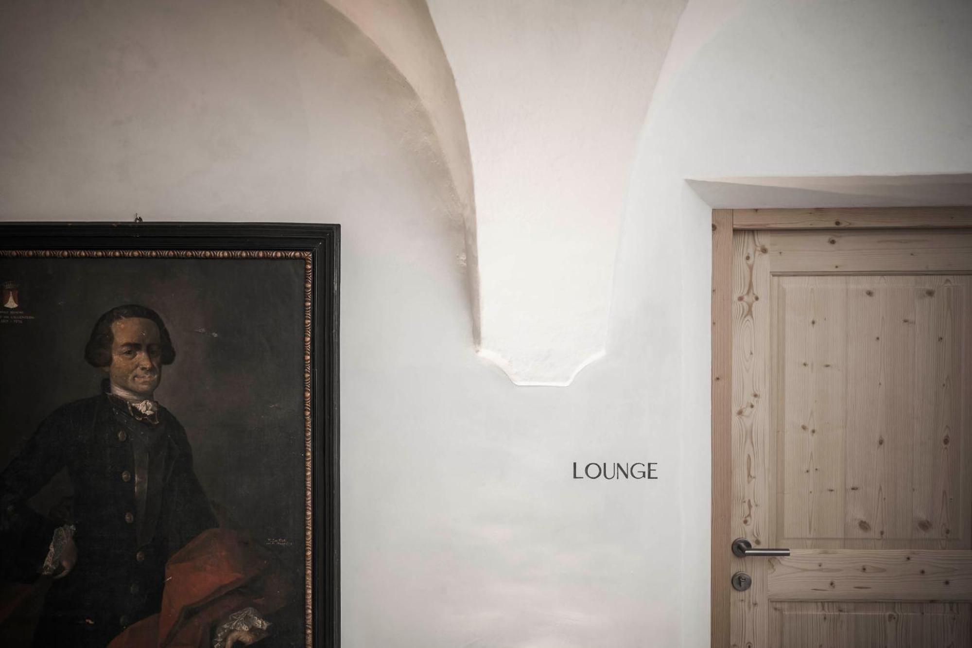 Hofergut Suites & Apartments リスコネ エクステリア 写真